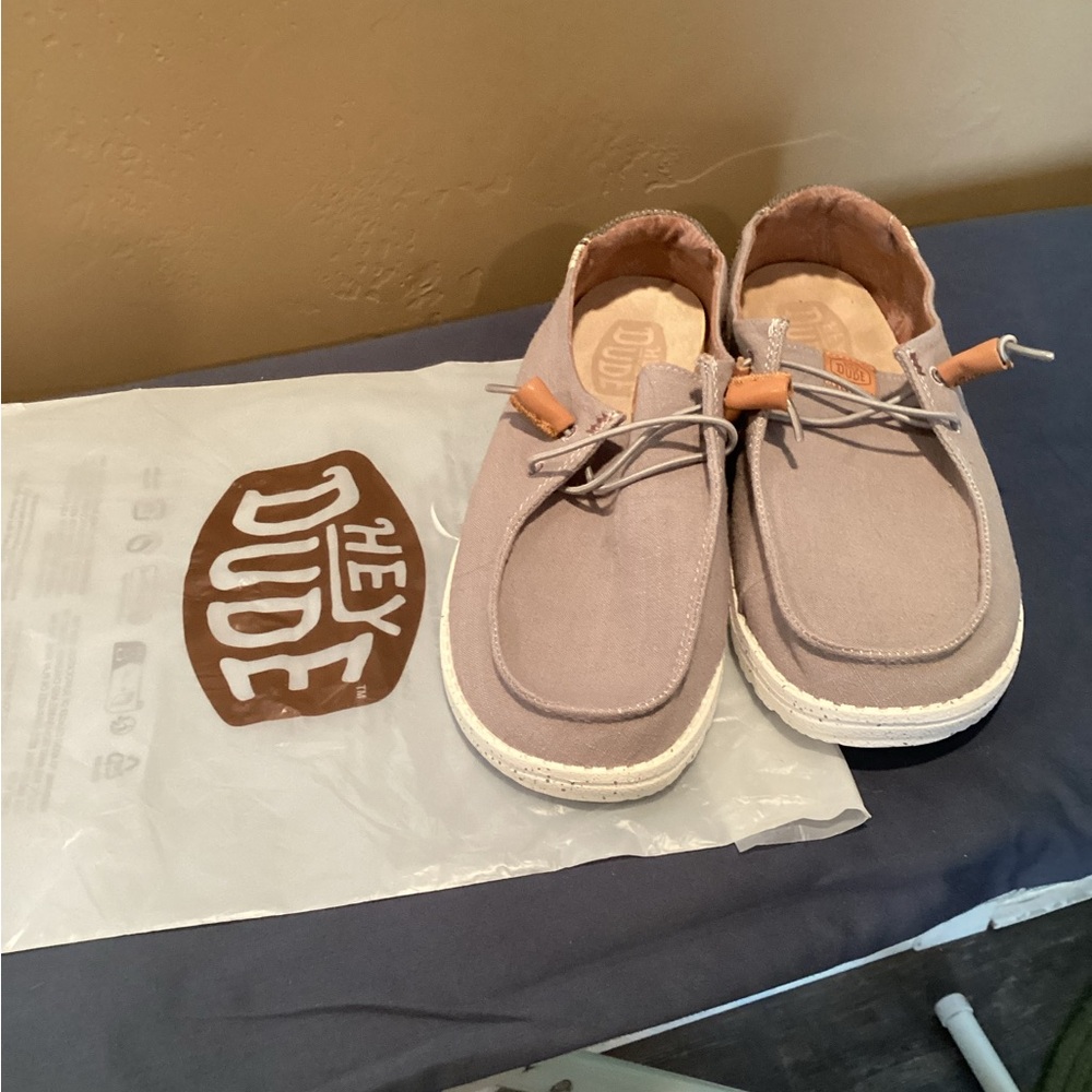 Hey Dude women’s sneakers - Light Brown
